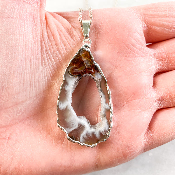 Geode Druzy Quartz Crystal Slice Necklace Silver Plated Pendant Jewelry Quartz Stone